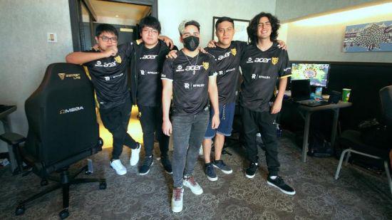 中国战队在机器人足球世界杯中历史性夺冠